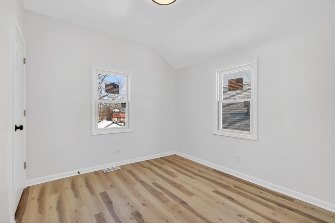 1111 Loomis, ROCKFORD, Illinois 61102, 4 Bedrooms Bedrooms, ,1 BathroomBathrooms,House,For Sale,Loomis,202507608