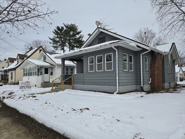 2103 Court, ROCKFORD, Illinois 61103, 3 Bedrooms Bedrooms, ,1 BathroomBathrooms,House,For Sale,Court,202507617