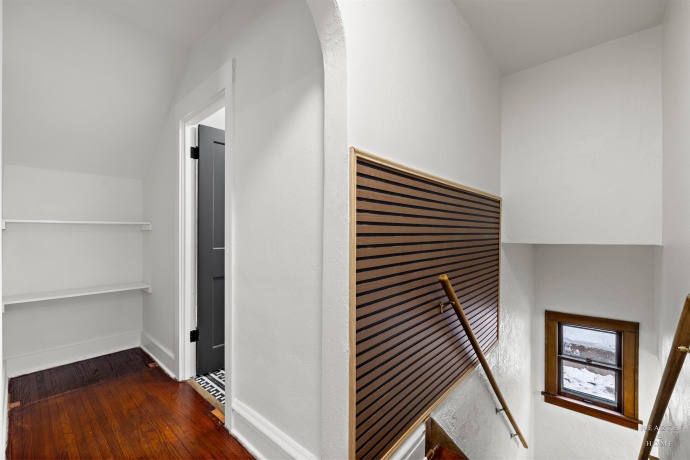 1016 B, ROCKFORD, Illinois 61107, 3 Bedrooms Bedrooms, ,1 BathroomBathrooms,House,For Sale,B,202507411