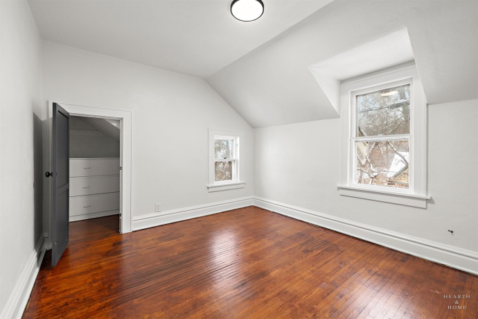 1016 B, ROCKFORD, Illinois 61107, 3 Bedrooms Bedrooms, ,1 BathroomBathrooms,House,For Sale,B,202507411