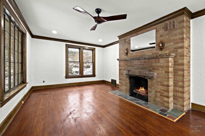 1016 B, ROCKFORD, Illinois 61107, 3 Bedrooms Bedrooms, ,1 BathroomBathrooms,House,For Sale,B,202507411