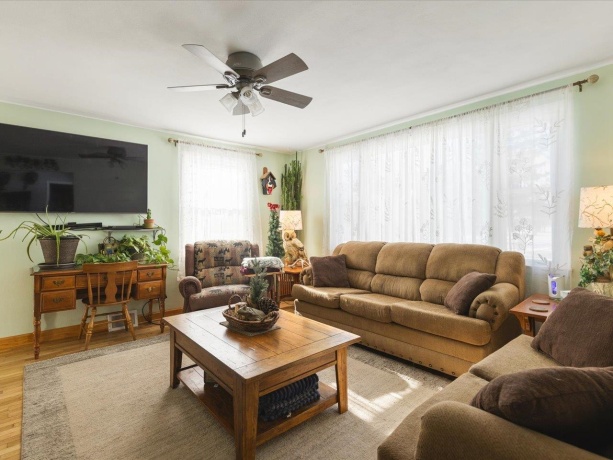 13005 Mitchell, DURAND, Illinois 61024, 2 Bedrooms Bedrooms, ,1 BathroomBathrooms,House,For Sale,Mitchell,202507626