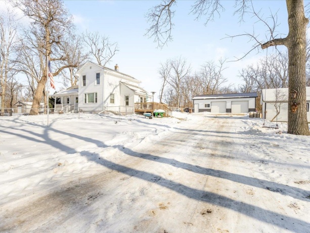 13005 Mitchell, DURAND, Illinois 61024, 2 Bedrooms Bedrooms, ,1 BathroomBathrooms,House,For Sale,Mitchell,202507626