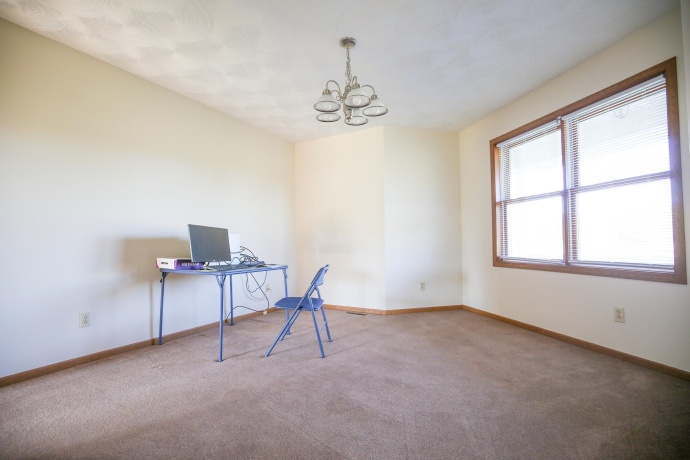 710 Otter Creek, MILLEDGEVILLE, Illinois 61051, 3 Bedrooms Bedrooms, ,2 BathroomsBathrooms,House,For Sale,Otter Creek,202506681