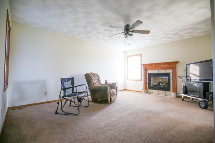 710 Otter Creek, MILLEDGEVILLE, Illinois 61051, 3 Bedrooms Bedrooms, ,2 BathroomsBathrooms,House,For Sale,Otter Creek,202506681