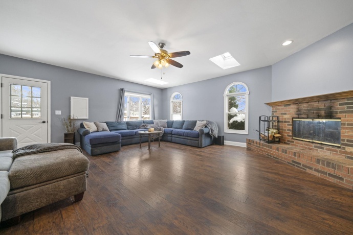 36W390 Winding, WEST DUNDEE, Illinois 60118, 3 Bedrooms Bedrooms, ,2 BathroomsBathrooms,House,For Sale,Winding,202507630