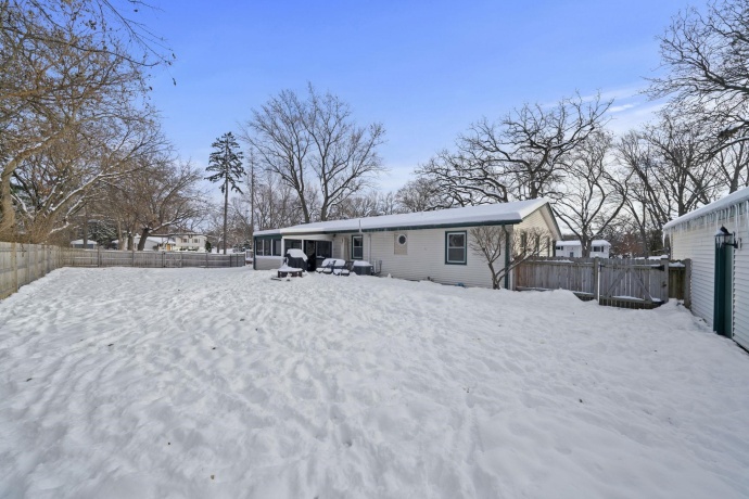 36W390 Winding, WEST DUNDEE, Illinois 60118, 3 Bedrooms Bedrooms, ,2 BathroomsBathrooms,House,For Sale,Winding,202507630