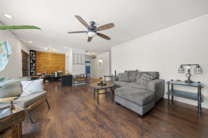 36W390 Winding, WEST DUNDEE, Illinois 60118, 3 Bedrooms Bedrooms, ,2 BathroomsBathrooms,House,For Sale,Winding,202507630