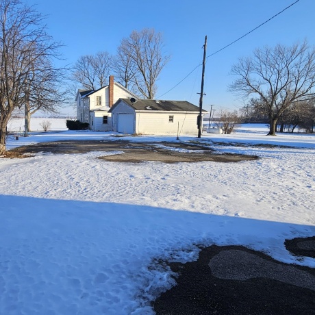 9202 TOWN HALL, BELVIDERE, Illinois 61008, 4 Bedrooms Bedrooms, ,1 BathroomBathrooms,Farm,For Sale,TOWN HALL,202507634