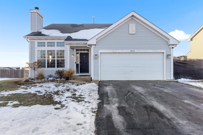 5652 KARAKUL, ROSCOE, Illinois 61073, 4 Bedrooms Bedrooms, ,2 BathroomsBathrooms,House,For Sale,KARAKUL,202507632