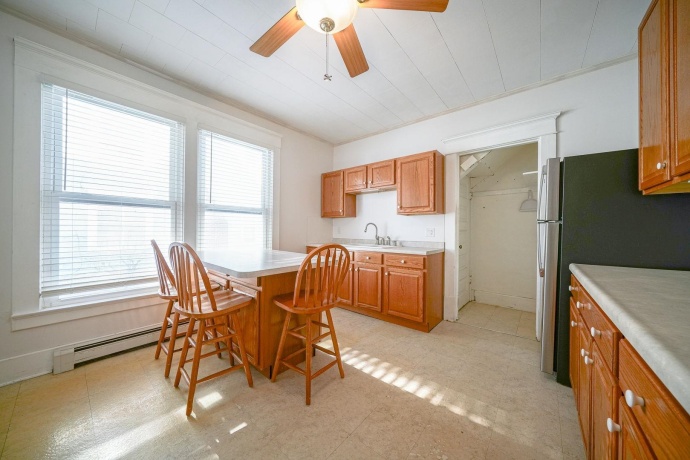 408 5th, OREGON, Illinois 61061, 5 Bedrooms Bedrooms, ,2 BathroomsBathrooms,House,For Sale,5th,202507636