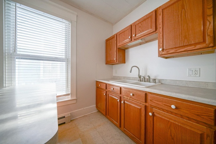 408 5th, OREGON, Illinois 61061, 5 Bedrooms Bedrooms, ,2 BathroomsBathrooms,House,For Sale,5th,202507636