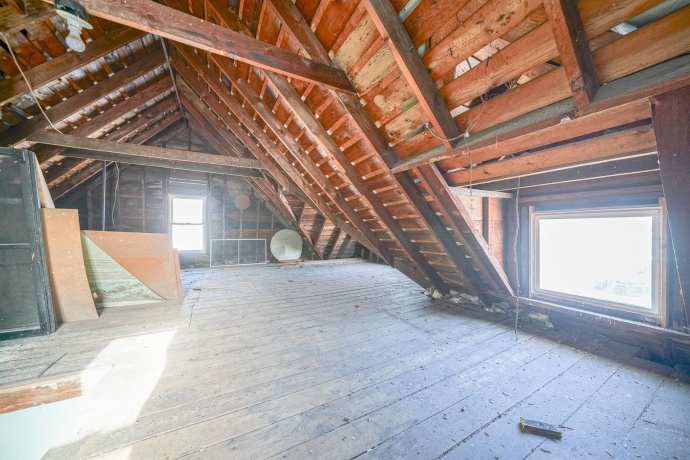 408 5th, OREGON, Illinois 61061, 5 Bedrooms Bedrooms, ,2 BathroomsBathrooms,House,For Sale,5th,202507636