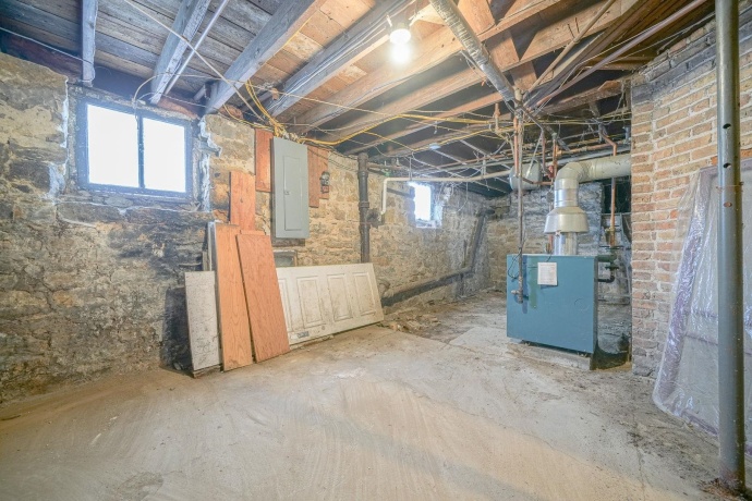 408 5th, OREGON, Illinois 61061, 5 Bedrooms Bedrooms, ,2 BathroomsBathrooms,House,For Sale,5th,202507636