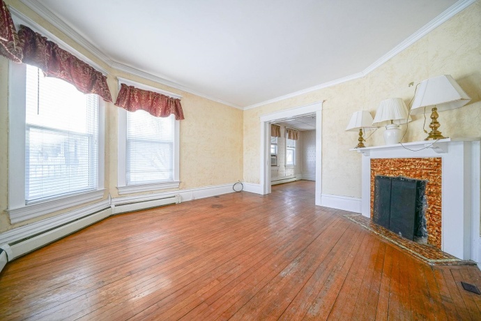 408 5th, OREGON, Illinois 61061, 5 Bedrooms Bedrooms, ,2 BathroomsBathrooms,House,For Sale,5th,202507636