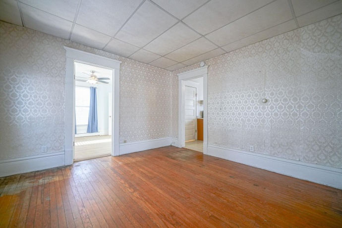 408 5th, OREGON, Illinois 61061, 5 Bedrooms Bedrooms, ,2 BathroomsBathrooms,House,For Sale,5th,202507636