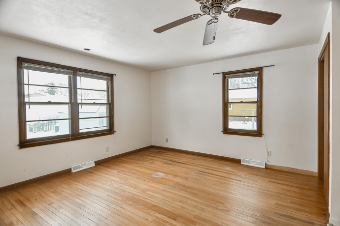 3107 GARFIELD, ROCKFORD, Illinois 61101, ,2 Units,For Sale,GARFIELD,202507502