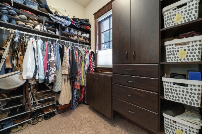 6871 Montague, ROCKFORD, Illinois 61102, 4 Bedrooms Bedrooms, ,4 BathroomsBathrooms,House,For Sale,Montague,202507641