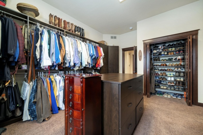 6871 Montague, ROCKFORD, Illinois 61102, 4 Bedrooms Bedrooms, ,4 BathroomsBathrooms,House,For Sale,Montague,202507641