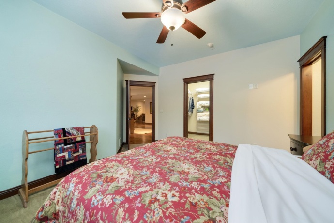 6871 Montague, ROCKFORD, Illinois 61102, 4 Bedrooms Bedrooms, ,4 BathroomsBathrooms,House,For Sale,Montague,202507641