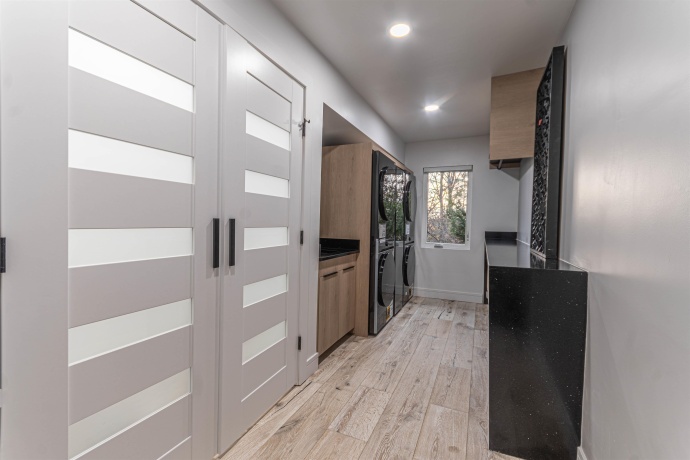 2200 Willow, ROCKFORD, Illinois 61107, 4 Bedrooms Bedrooms, ,2 BathroomsBathrooms,House,For Sale,Willow,202507644