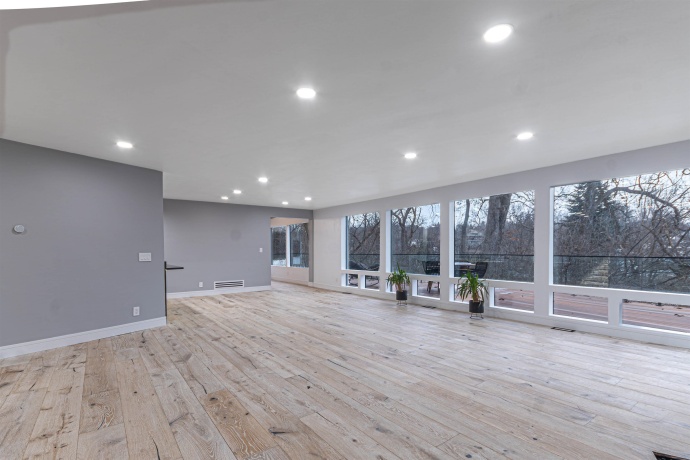 2200 Willow, ROCKFORD, Illinois 61107, 4 Bedrooms Bedrooms, ,2 BathroomsBathrooms,House,For Sale,Willow,202507644