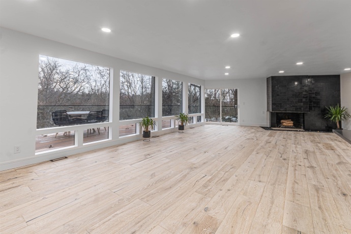 2200 Willow, ROCKFORD, Illinois 61107, 4 Bedrooms Bedrooms, ,2 BathroomsBathrooms,House,For Sale,Willow,202507644