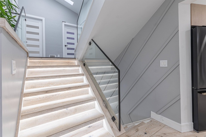 2200 Willow, ROCKFORD, Illinois 61107, 4 Bedrooms Bedrooms, ,2 BathroomsBathrooms,House,For Sale,Willow,202507644