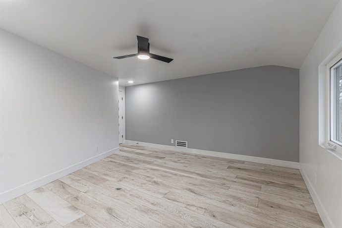 2200 Willow, ROCKFORD, Illinois 61107, 4 Bedrooms Bedrooms, ,2 BathroomsBathrooms,House,For Sale,Willow,202507644