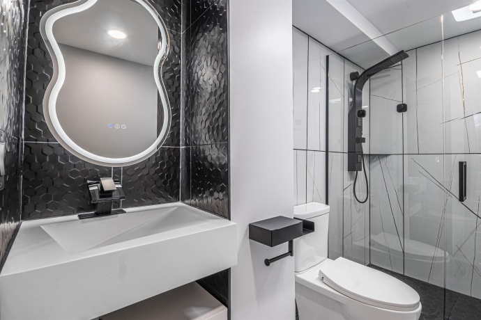 2200 Willow, ROCKFORD, Illinois 61107, 4 Bedrooms Bedrooms, ,2 BathroomsBathrooms,House,For Sale,Willow,202507644