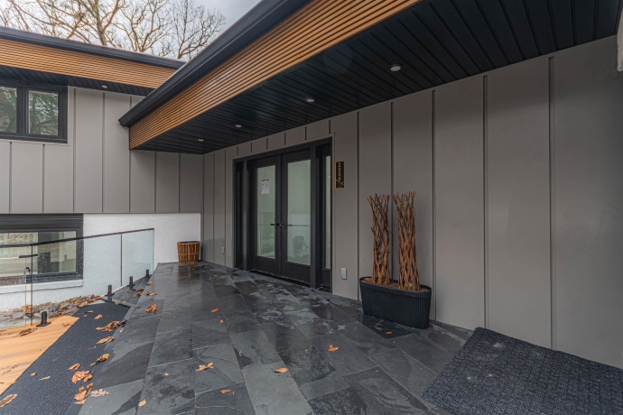 2200 Willow, ROCKFORD, Illinois 61107, 4 Bedrooms Bedrooms, ,2 BathroomsBathrooms,House,For Sale,Willow,202507644