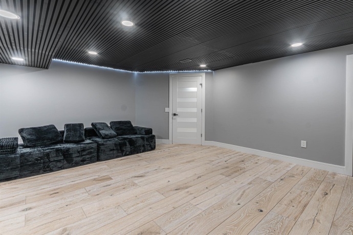 2200 Willow, ROCKFORD, Illinois 61107, 4 Bedrooms Bedrooms, ,2 BathroomsBathrooms,House,For Sale,Willow,202507644