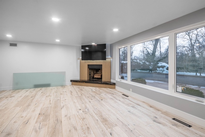 2200 Willow, ROCKFORD, Illinois 61107, 4 Bedrooms Bedrooms, ,2 BathroomsBathrooms,House,For Sale,Willow,202507644