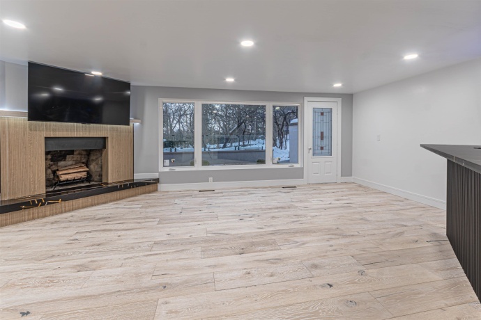 2200 Willow, ROCKFORD, Illinois 61107, 4 Bedrooms Bedrooms, ,2 BathroomsBathrooms,House,For Sale,Willow,202507644