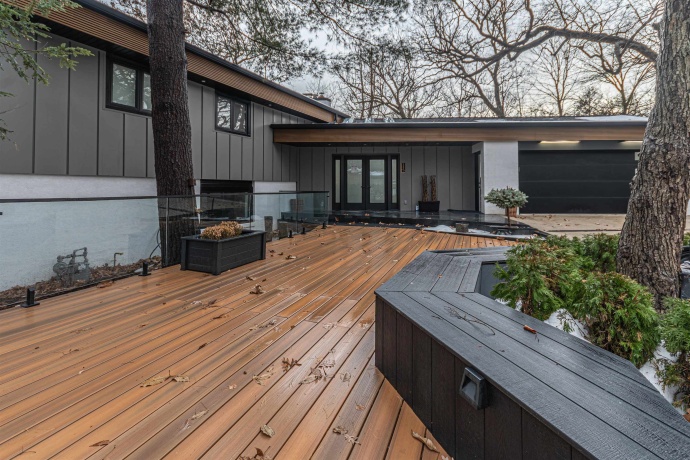 2200 Willow, ROCKFORD, Illinois 61107, 4 Bedrooms Bedrooms, ,2 BathroomsBathrooms,House,For Sale,Willow,202507644