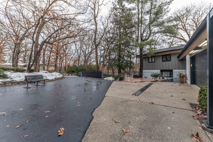 2200 Willow, ROCKFORD, Illinois 61107, 4 Bedrooms Bedrooms, ,2 BathroomsBathrooms,House,For Sale,Willow,202507644