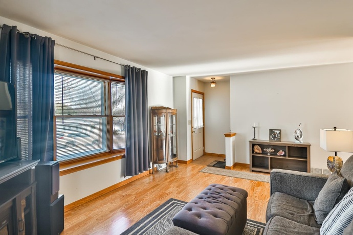 4319 YALE, ROCKFORD, Illinois 61109, 3 Bedrooms Bedrooms, ,2 BathroomsBathrooms,House,For Sale,YALE,202507646