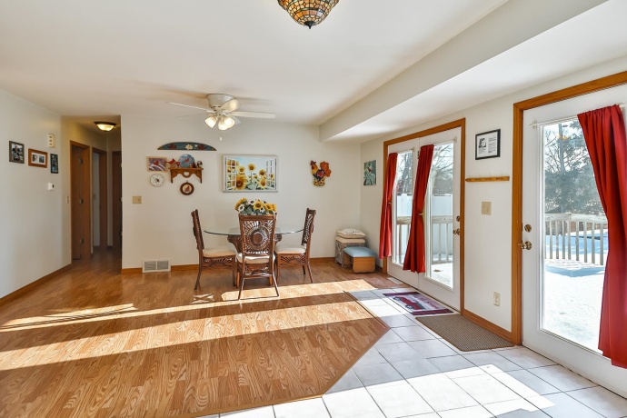 4319 YALE, ROCKFORD, Illinois 61109, 3 Bedrooms Bedrooms, ,2 BathroomsBathrooms,House,For Sale,YALE,202507646