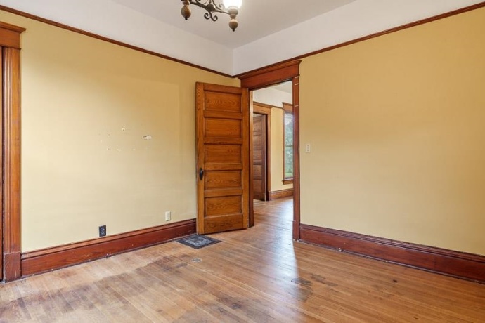 202 Chicago, DAVIS JUNCTION, Illinois 61020, 4 Bedrooms Bedrooms, ,1 BathroomBathrooms,House,For Sale,Chicago,202503380