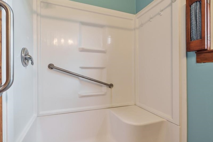 202 Chicago, DAVIS JUNCTION, Illinois 61020, 4 Bedrooms Bedrooms, ,1 BathroomBathrooms,House,For Sale,Chicago,202503380