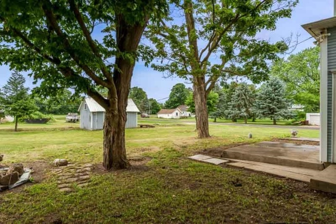 202 Chicago, DAVIS JUNCTION, Illinois 61020, 4 Bedrooms Bedrooms, ,1 BathroomBathrooms,House,For Sale,Chicago,202503380