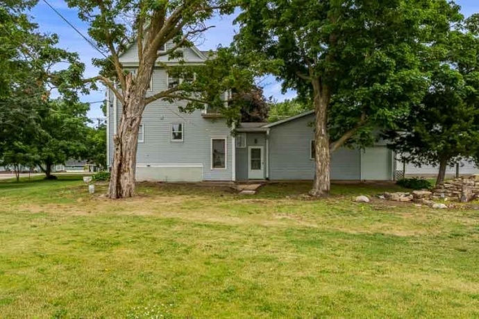 202 Chicago, DAVIS JUNCTION, Illinois 61020, 4 Bedrooms Bedrooms, ,1 BathroomBathrooms,House,For Sale,Chicago,202503380