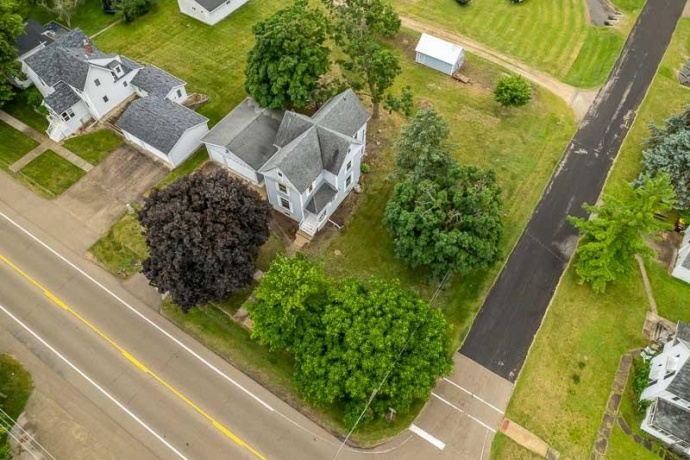 202 Chicago, DAVIS JUNCTION, Illinois 61020, 4 Bedrooms Bedrooms, ,1 BathroomBathrooms,House,For Sale,Chicago,202503380