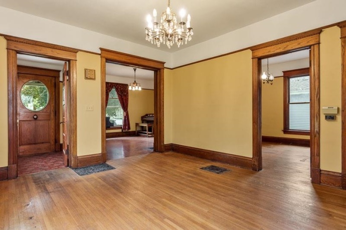 202 Chicago, DAVIS JUNCTION, Illinois 61020, 4 Bedrooms Bedrooms, ,1 BathroomBathrooms,House,For Sale,Chicago,202503380