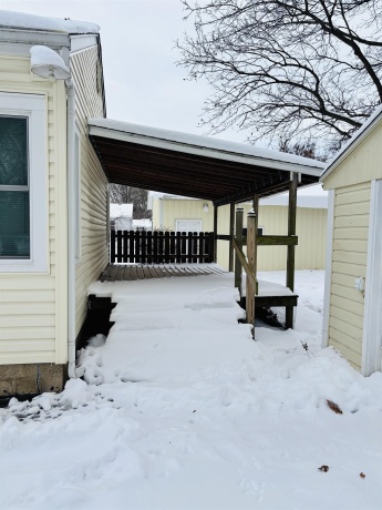 423 Atwood, ROCKFORD, Illinois 61102, 2 Bedrooms Bedrooms, ,1 BathroomBathrooms,House,For Sale,Atwood,202507441