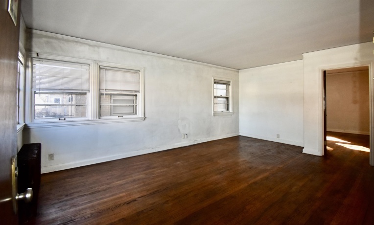 216 Carlton, ROCKFORD, Illinois 61103, ,2 Units,For Sale,Carlton,202507650