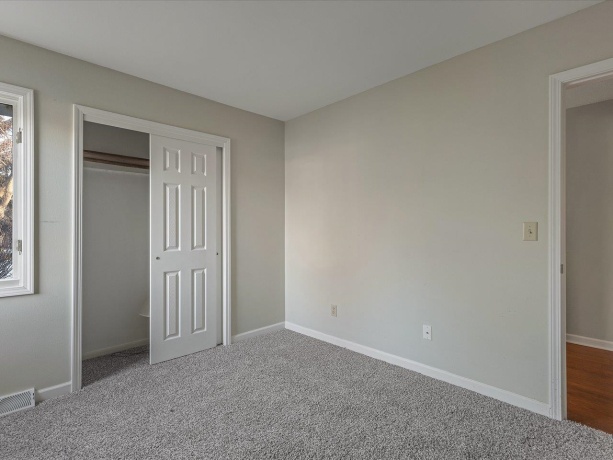 5226 Arbutus, ROCKFORD, Illinois 61107, 3 Bedrooms Bedrooms, ,2 BathroomsBathrooms,House,For Sale,Arbutus,202507653