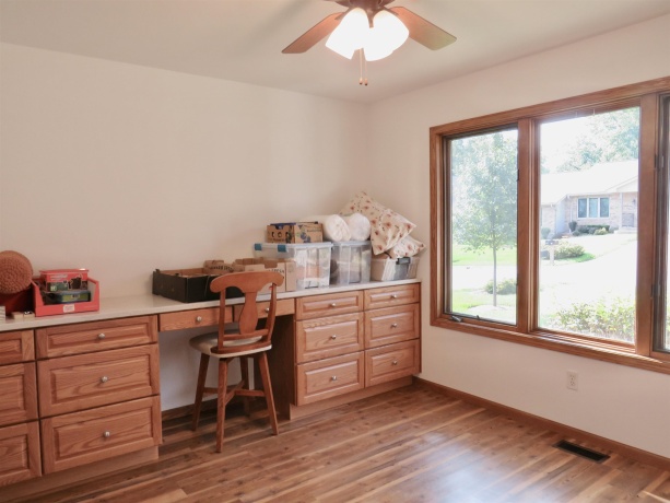 812 Shadow Bluff Drive, GALENA, Illinois 61036, 3 Bedrooms Bedrooms, ,3 BathroomsBathrooms,Condominium,For Sale,Shadow Bluff Drive,202505411