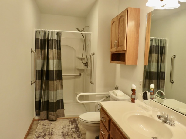 812 Shadow Bluff Drive, GALENA, Illinois 61036, 3 Bedrooms Bedrooms, ,3 BathroomsBathrooms,Condominium,For Sale,Shadow Bluff Drive,202505411