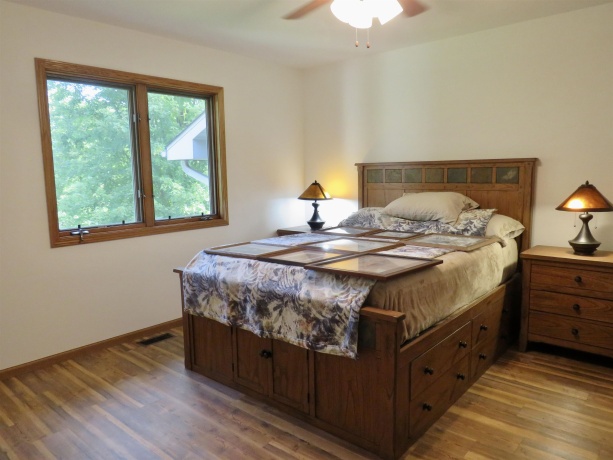 812 Shadow Bluff Drive, GALENA, Illinois 61036, 3 Bedrooms Bedrooms, ,3 BathroomsBathrooms,Condominium,For Sale,Shadow Bluff Drive,202505411